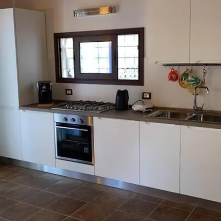 Apartment Lally In The Sky Moderno Monovano Panoramico Ed Accessoriato *