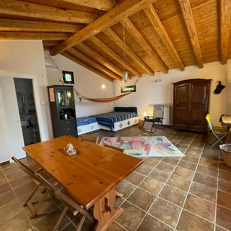 Apartment Lally In The Sky Moderno Monovano Panoramico Ed Accessoriato